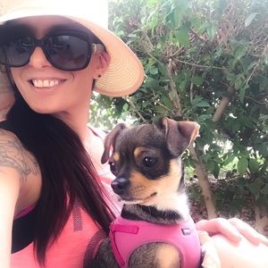 Meet your Posher, Nicole